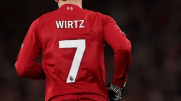 نادي ليفربول، كافة المعلومات حول البث في لمحة: من يعرض/ينقل مباريات الريدز مباشرة على التلفزيون والبث المباشر؟